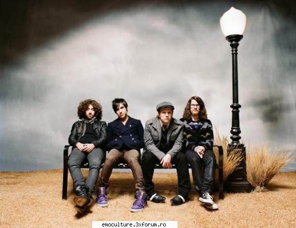 fall out boy poze cu trupele preferate